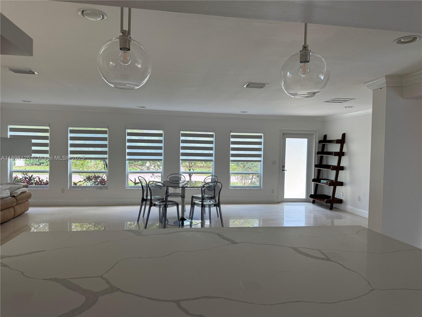 9401 SW 69th Ct Pinecrest, FL 33156