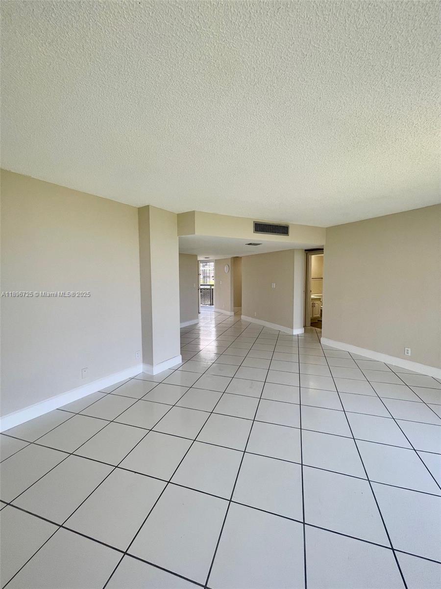 20400 W Country Clb Dr #608 Aventura, FL 33180