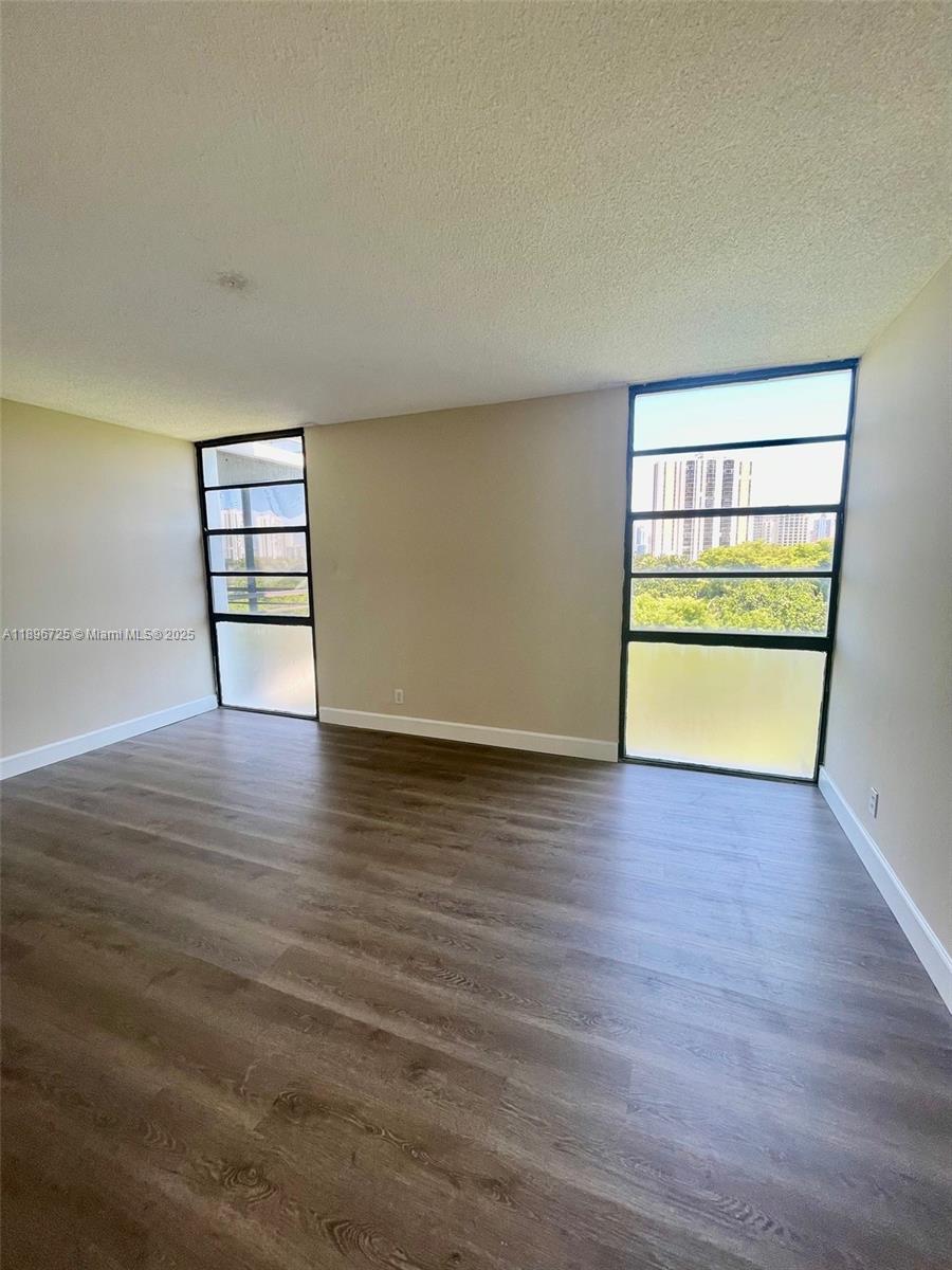 20400 W Country Clb Dr #608 Aventura, FL 33180