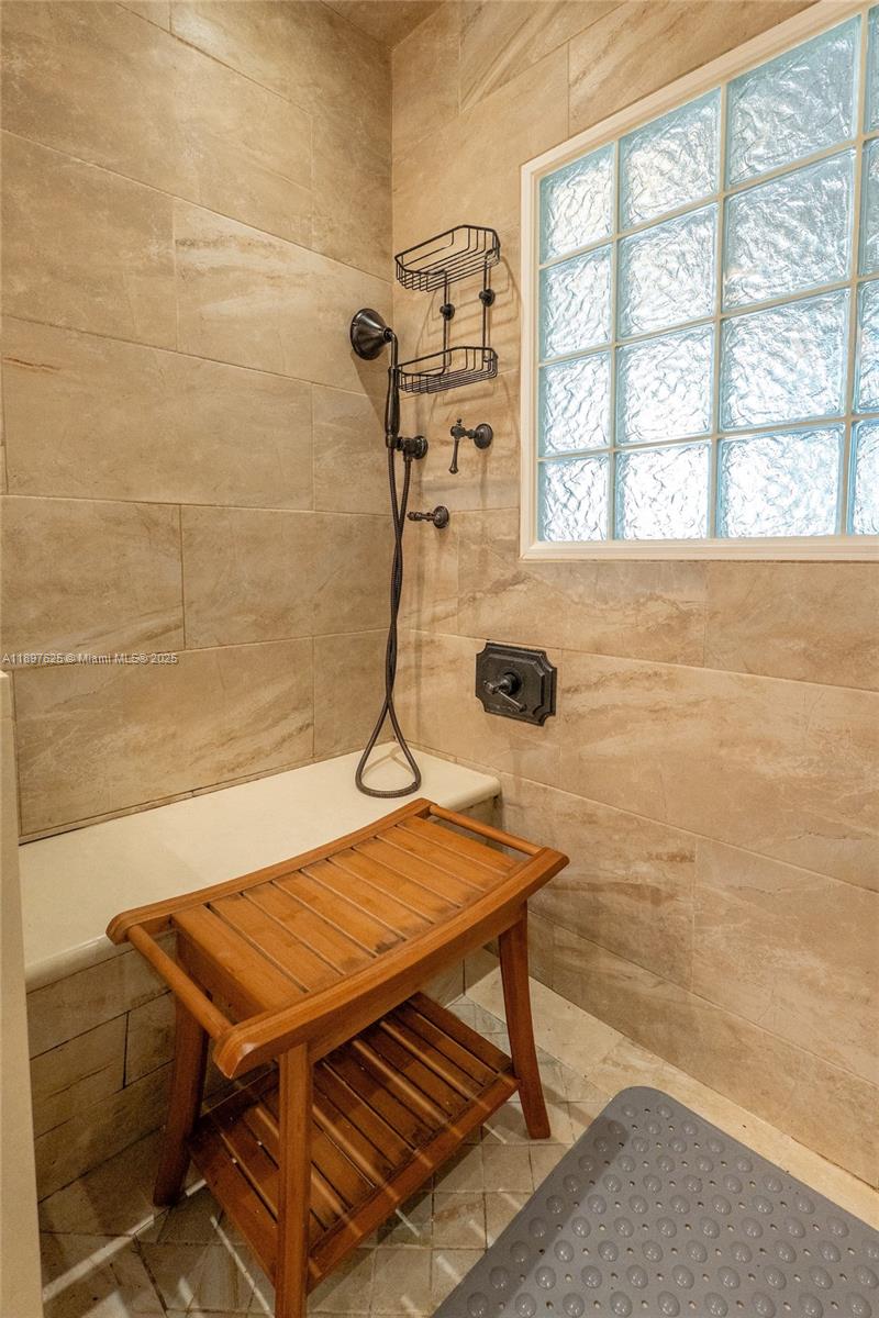 11851 NW 7th St Plantation, FL 33325