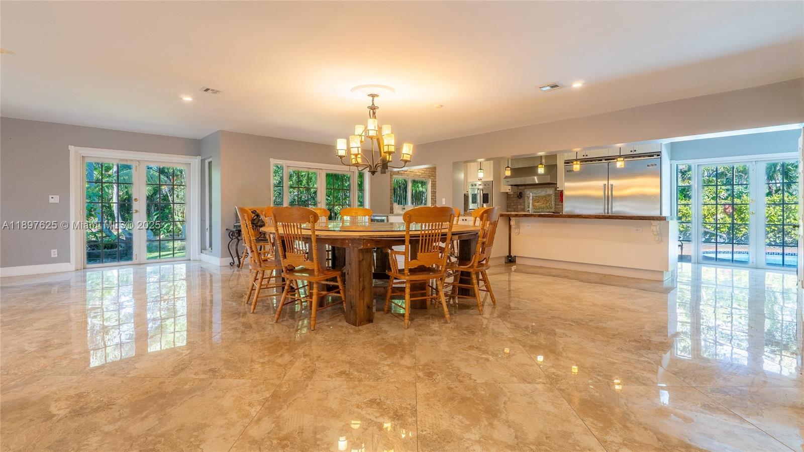 11851 NW 7th St Plantation, FL 33325