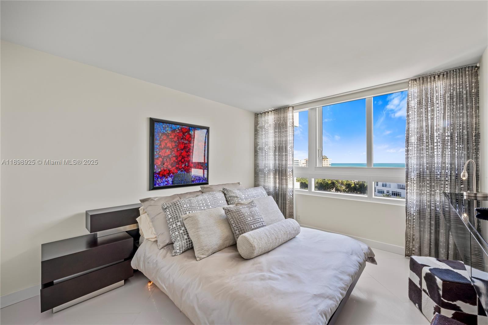 image South Pointe Towers23