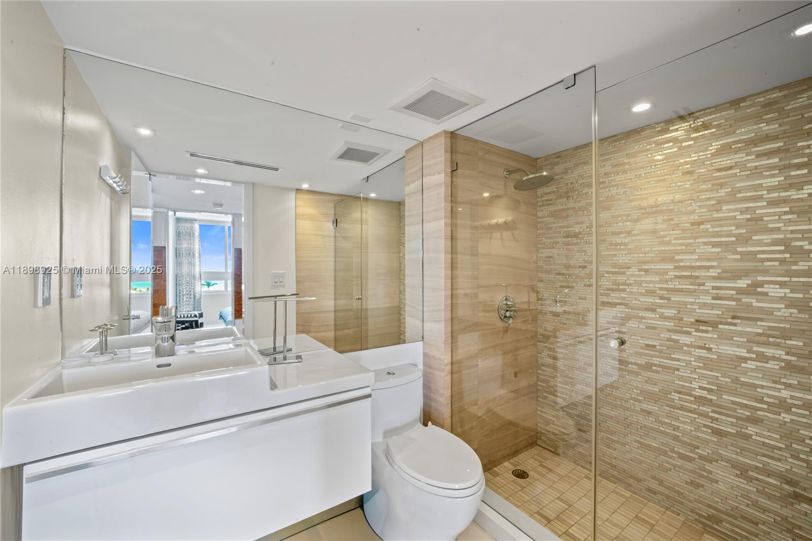 image South Pointe Towers26