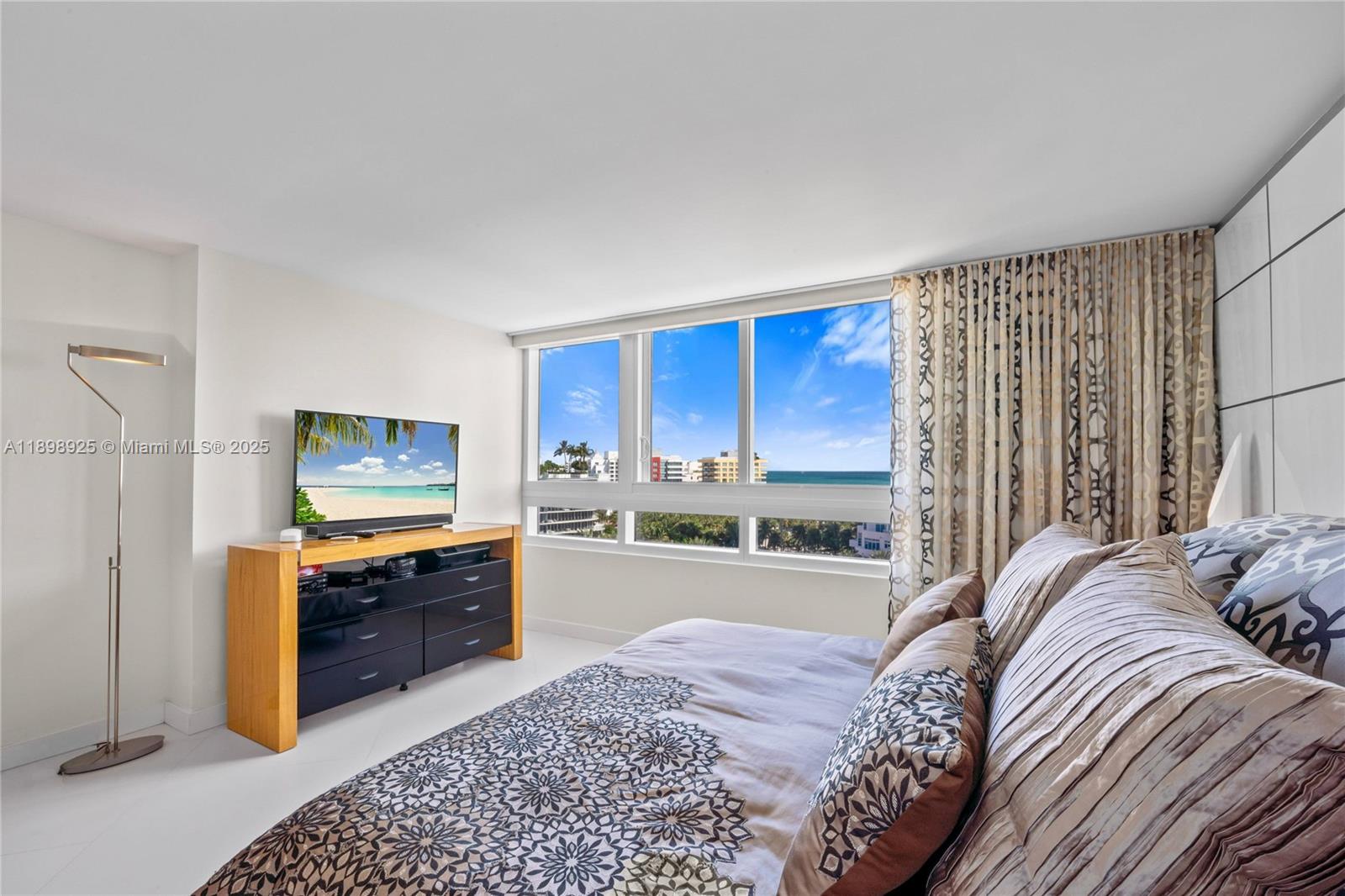 image South Pointe Towers30