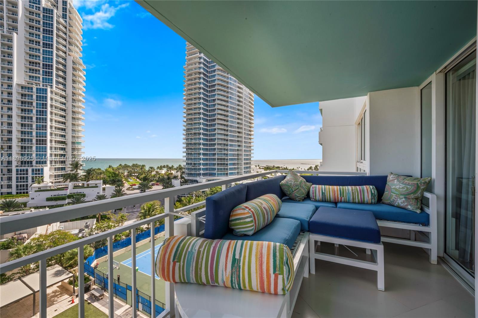 image South Pointe Towers36