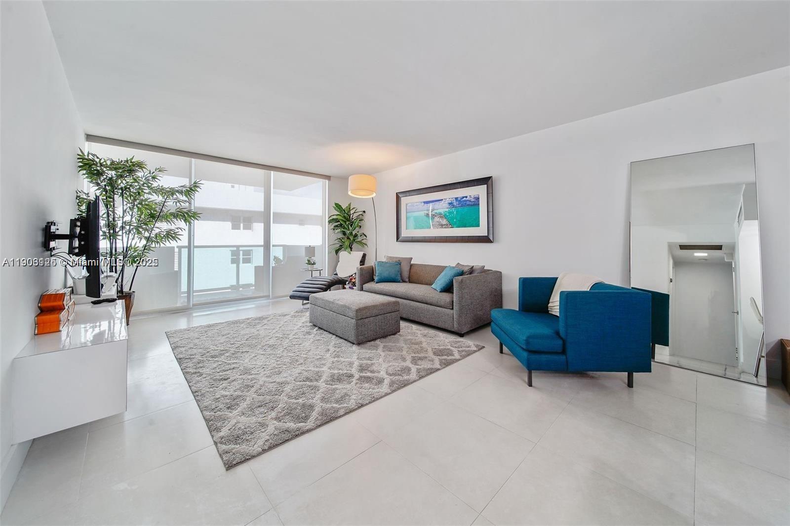 1200 West Ave #1520