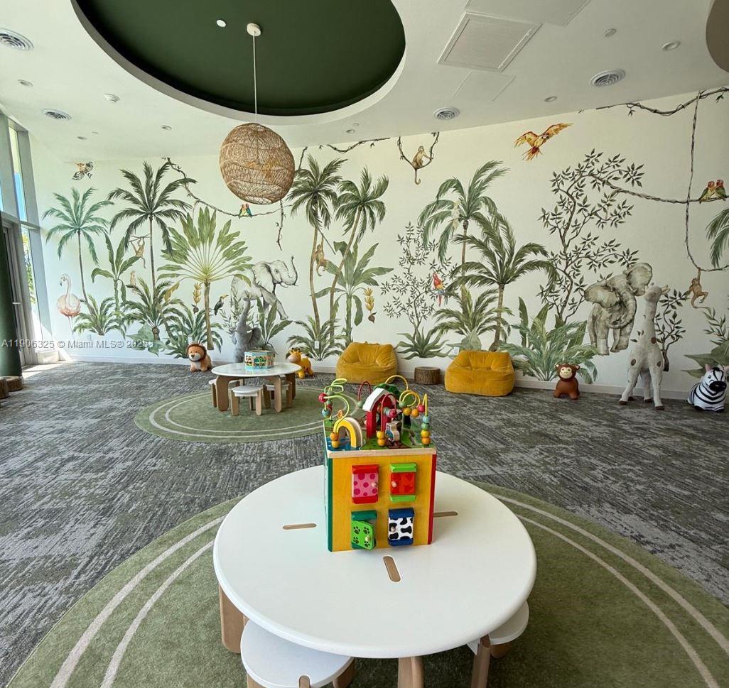 700 NE 24th #203 Miami, FL 33137