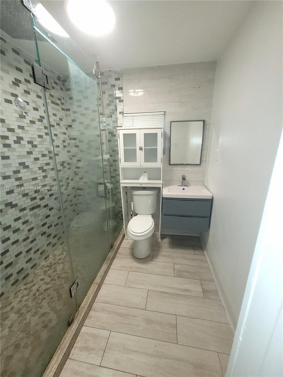 5720 NE Miami Pl Miami, FL 33137