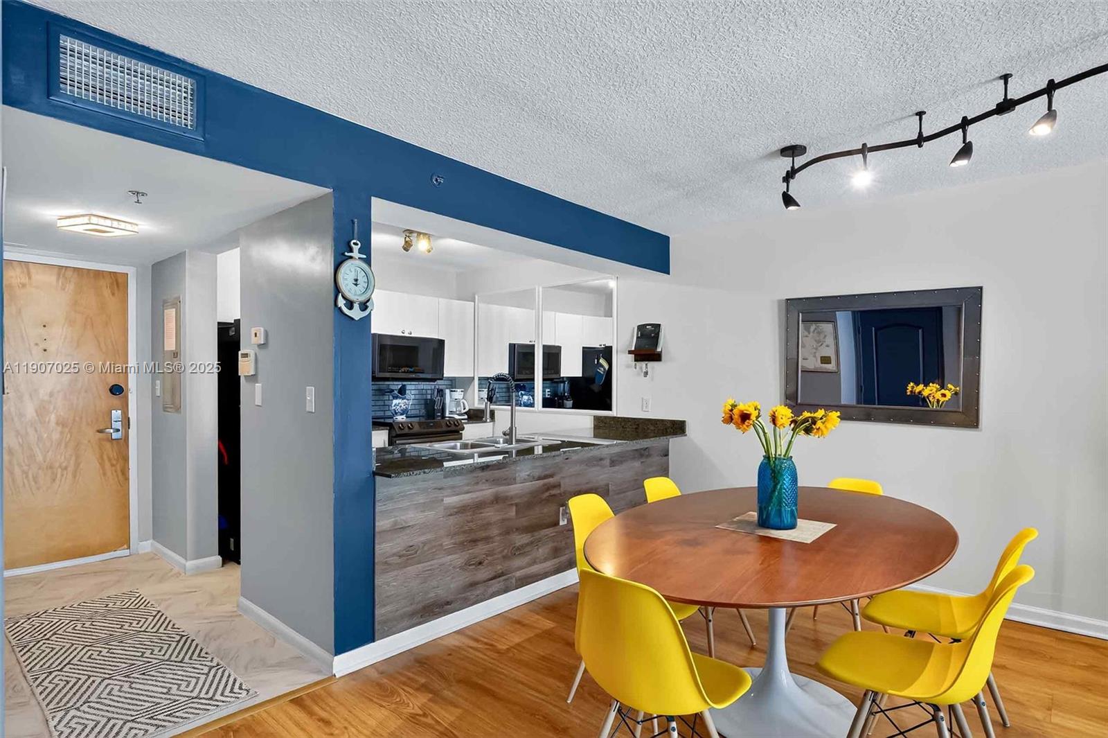 image The Club At Brickell Bay1