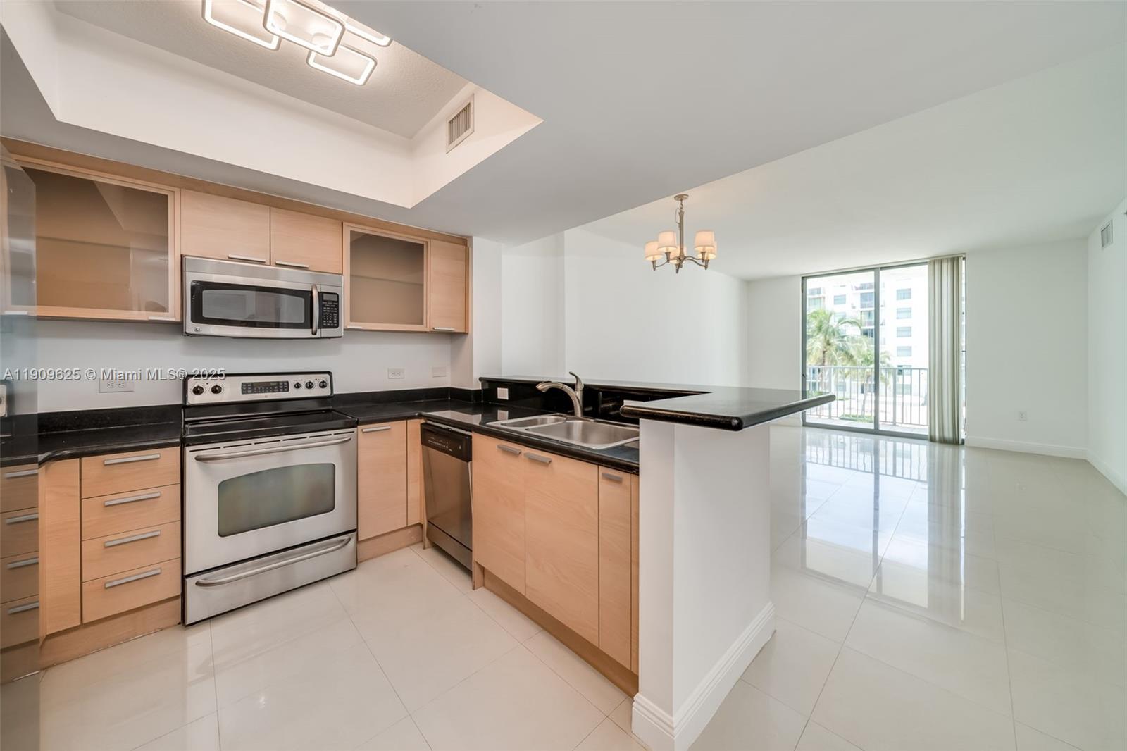 140 S Dixie Hwy #602