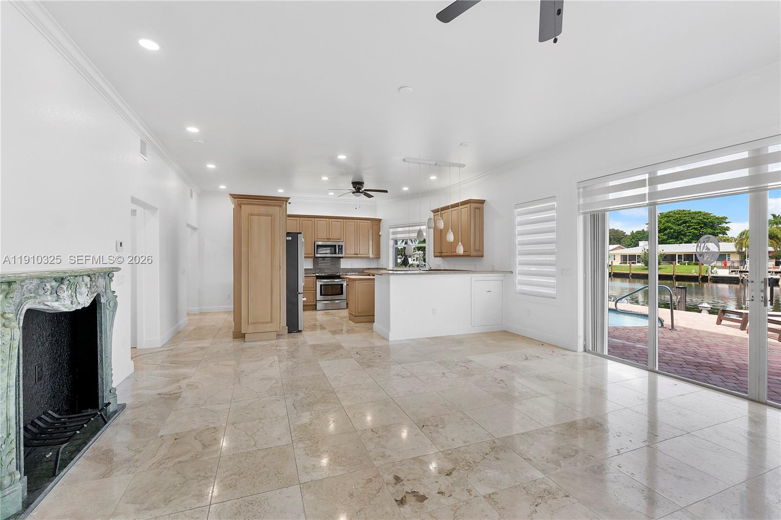 2737 NE 28th Ct #1 Lighthouse Point, FL 33064