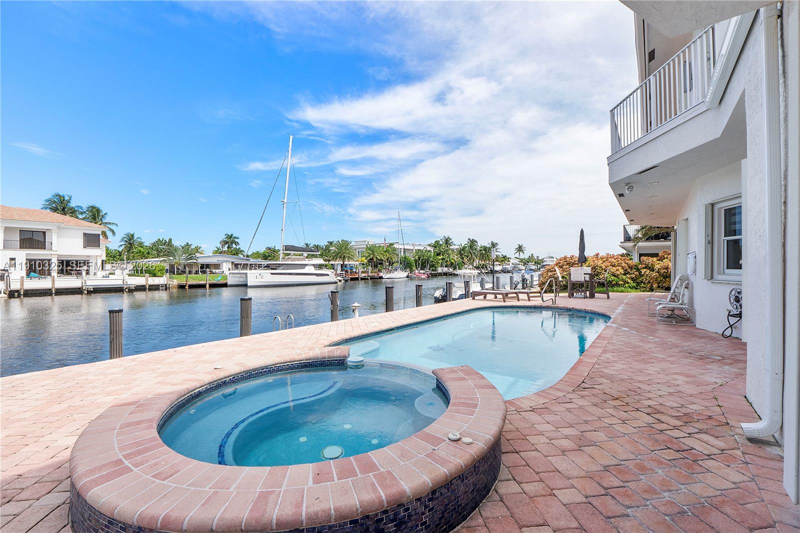 2737 NE 28th Ct #1 Lighthouse Point, FL 33064