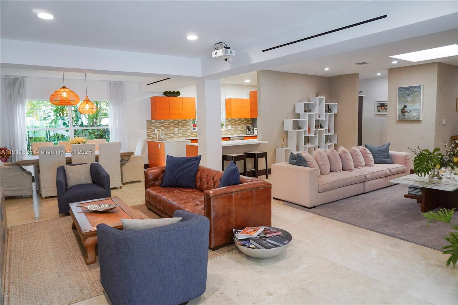 247 E East Shr Dr Miami, FL 33133