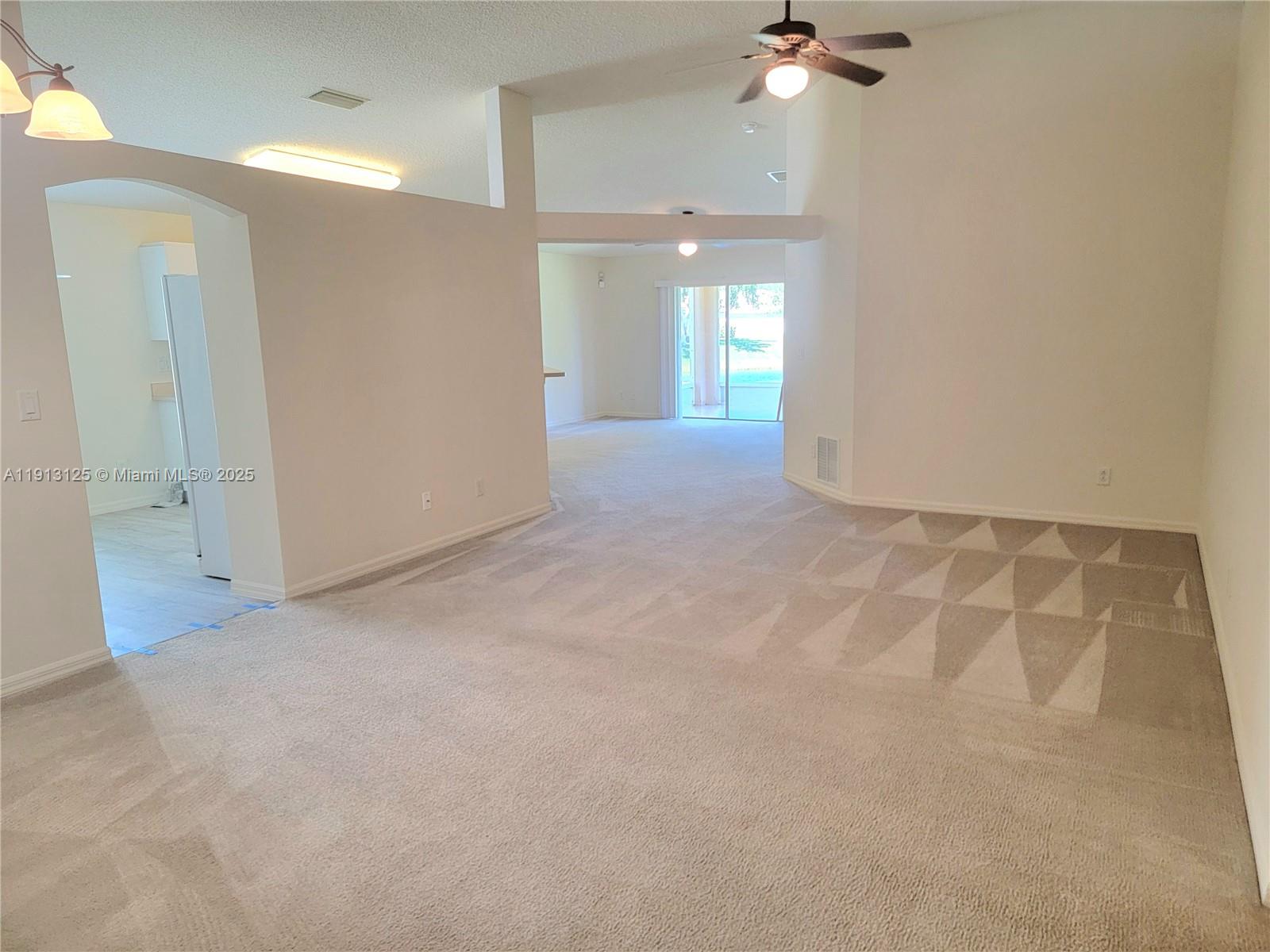 1092 W 13th Sq Vero Beach, FL 32960