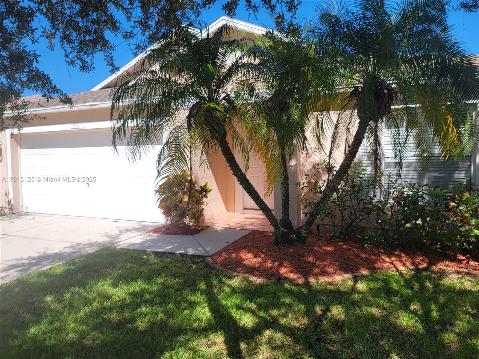 1092 W 13th Sq Vero Beach, FL 32960