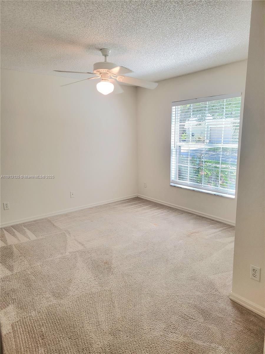 1092 W 13th Sq Vero Beach, FL 32960