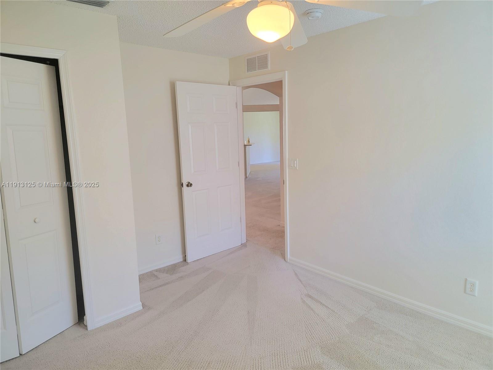 1092 W 13th Sq Vero Beach, FL 32960