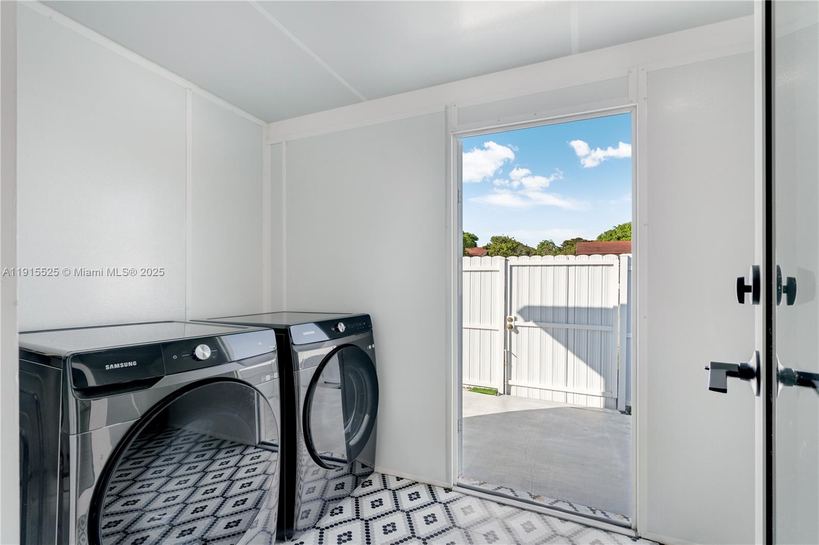 12030 SW 190th Ter Miami, FL 33177