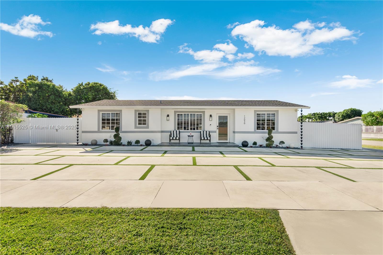 12030 SW 190th Ter Miami, FL 33177