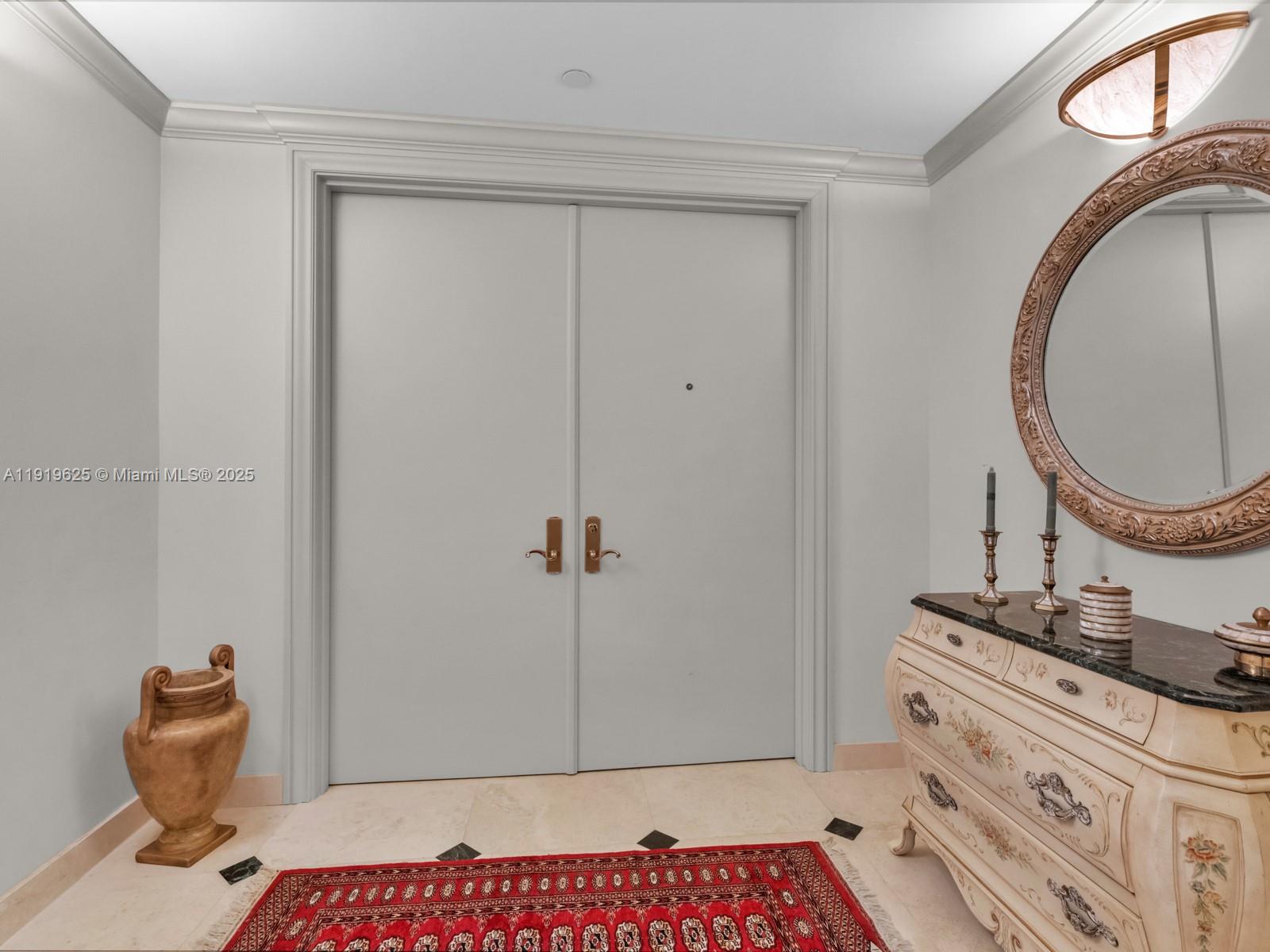 445 Grand Bay Dr #303 Key Biscayne, FL 33149