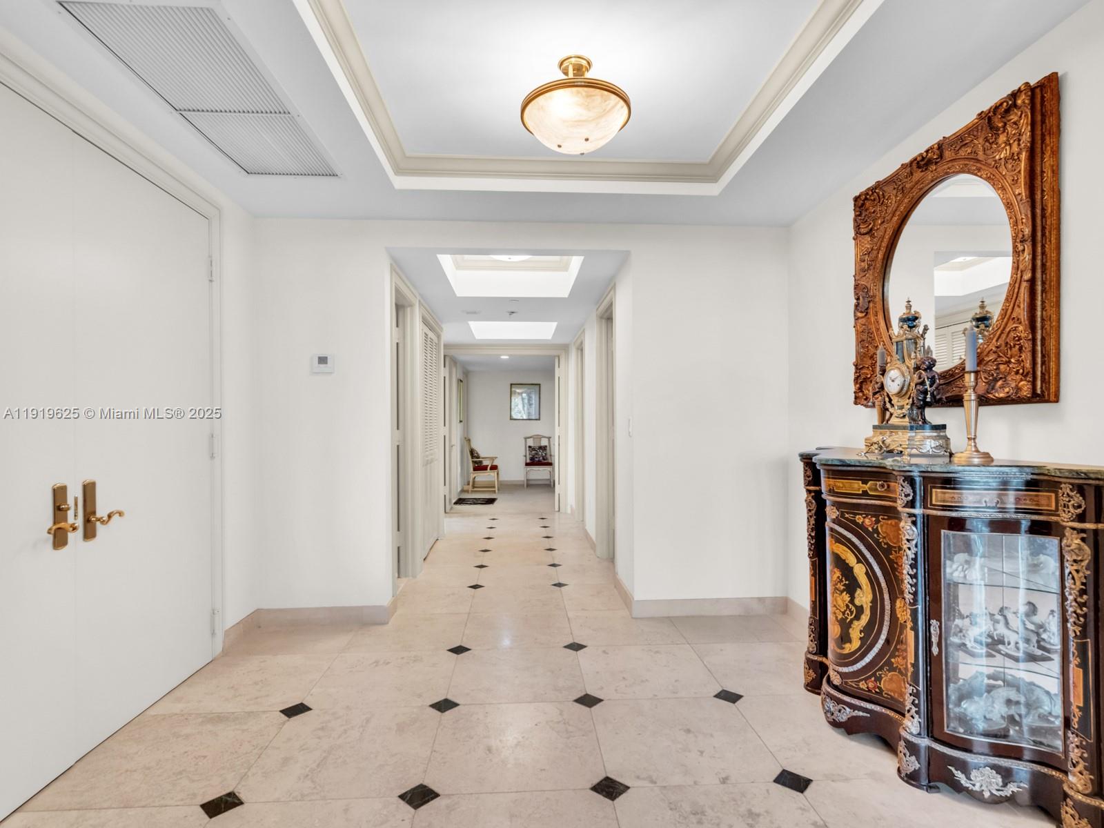 445 Grand Bay Dr #303 Key Biscayne, FL 33149