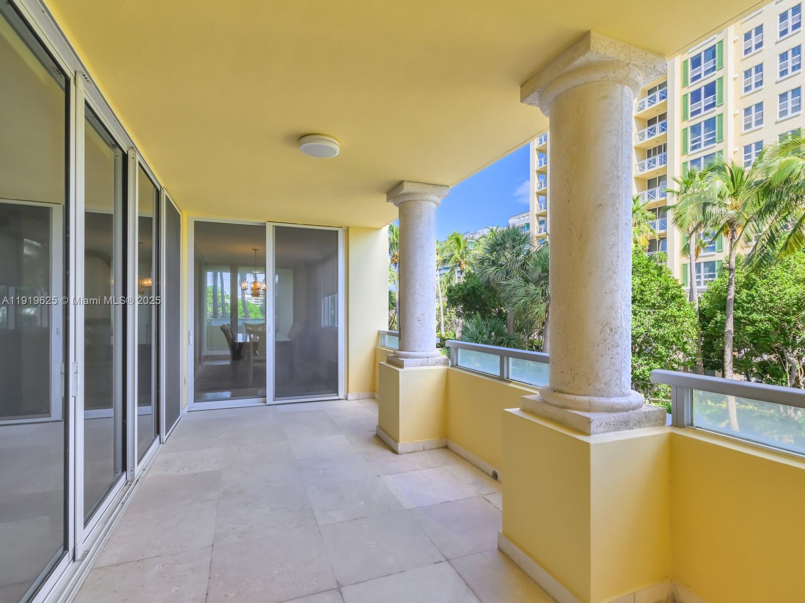 445 Grand Bay Dr #303 Key Biscayne, FL 33149