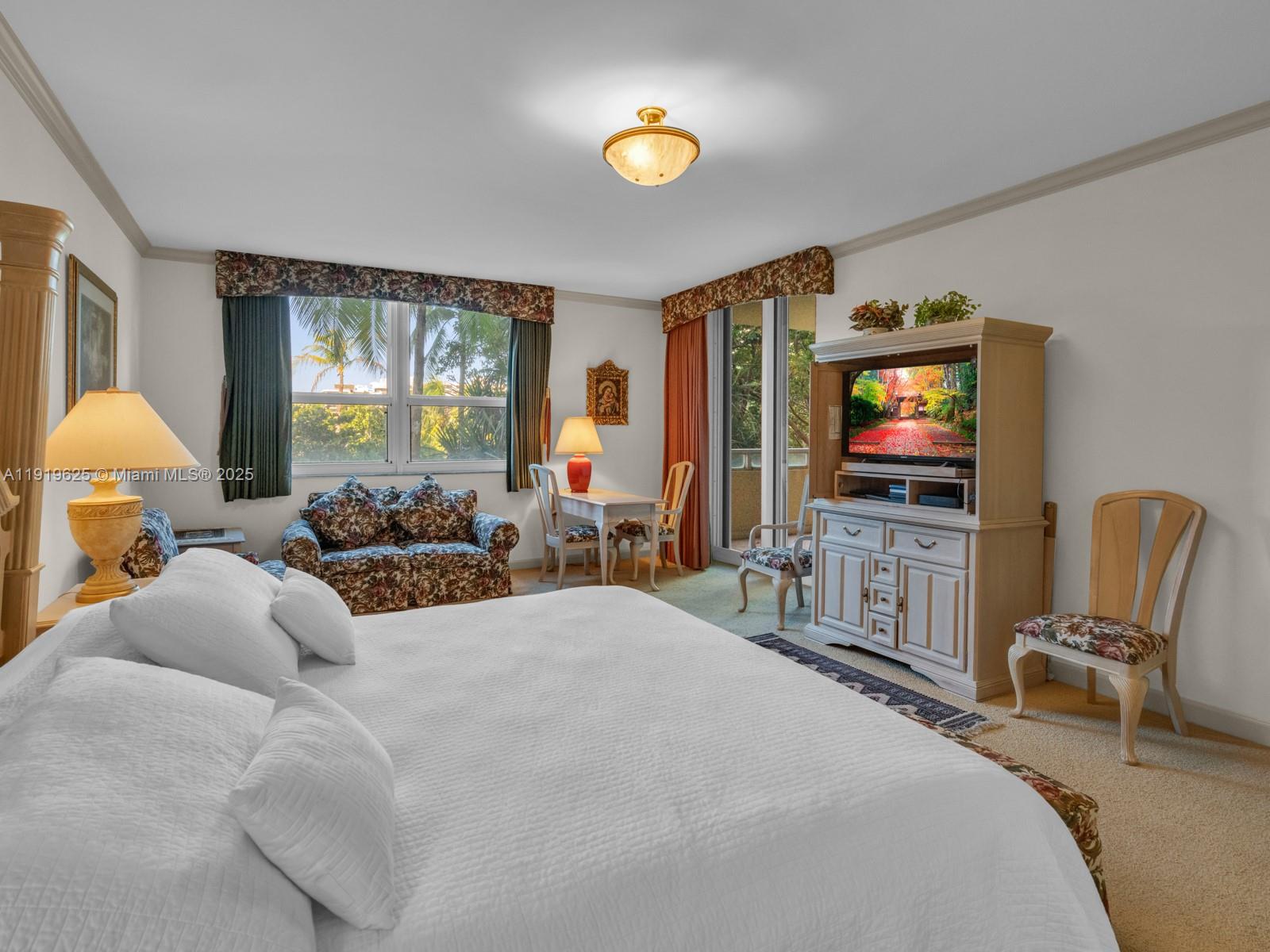 445 Grand Bay Dr #303 Key Biscayne, FL 33149