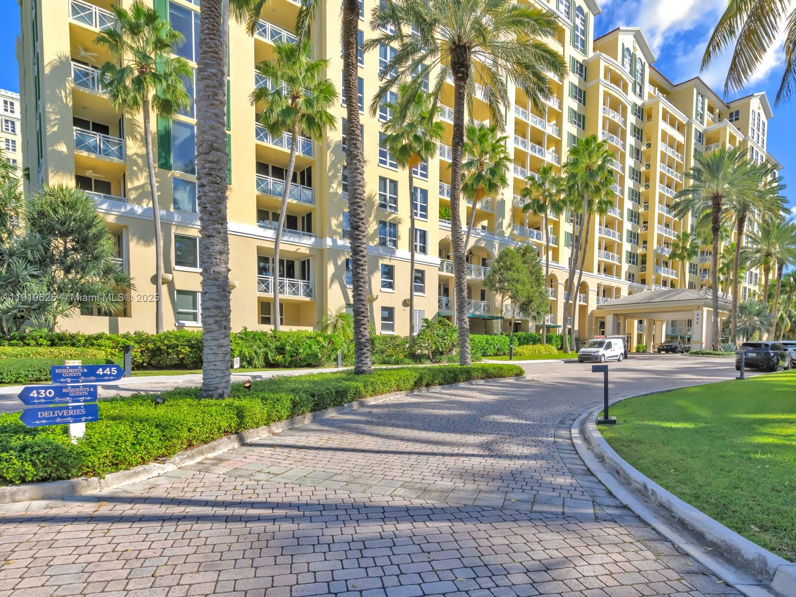 445 Grand Bay Dr #303 Key Biscayne, FL 33149