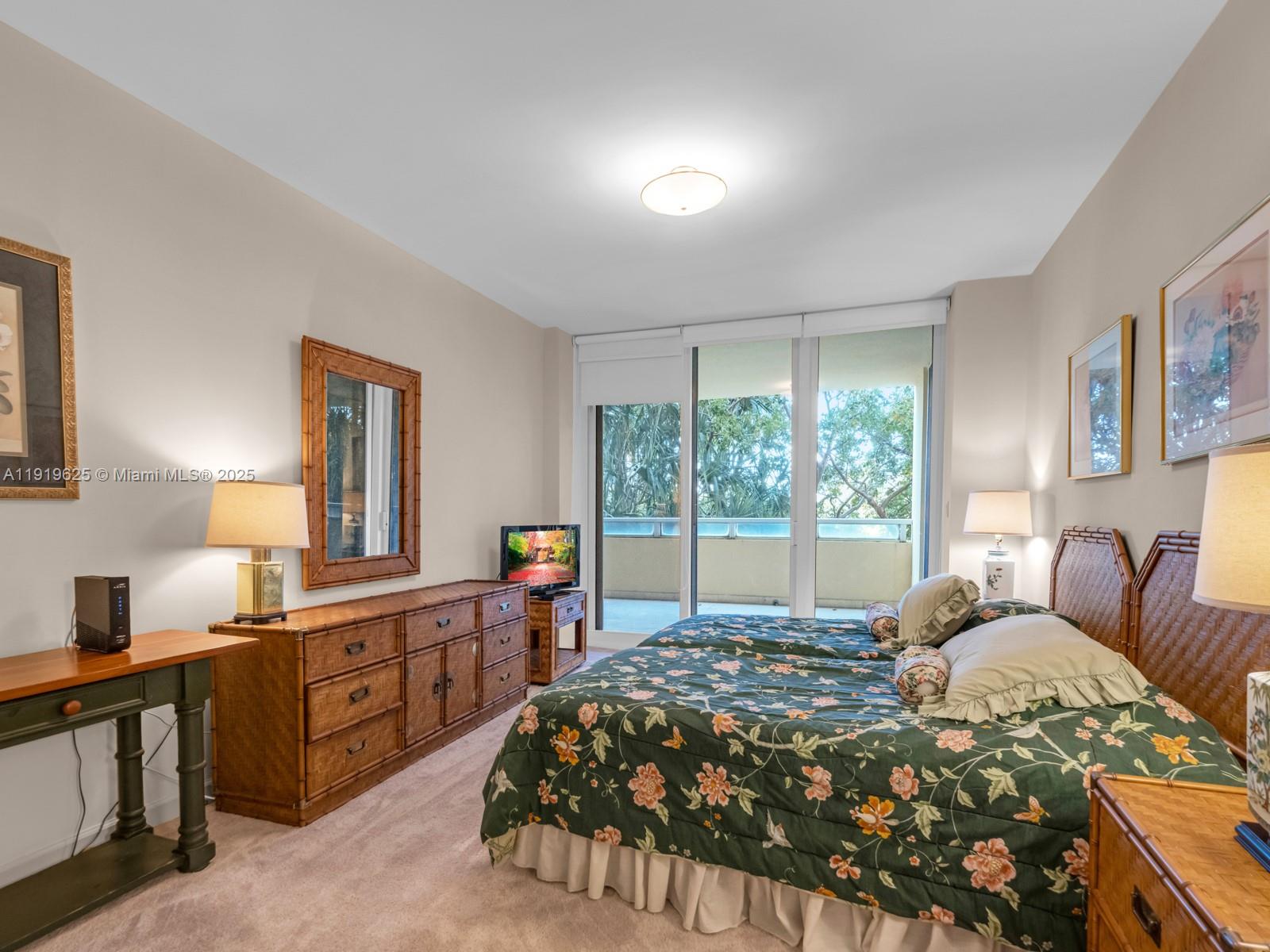 445 Grand Bay Dr #303 Key Biscayne, FL 33149