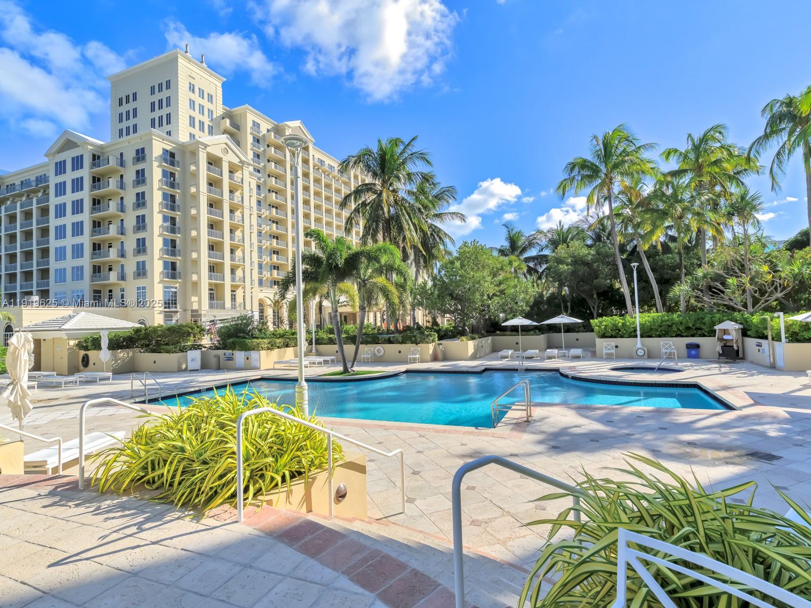 445 Grand Bay Dr #303 Key Biscayne, FL 33149