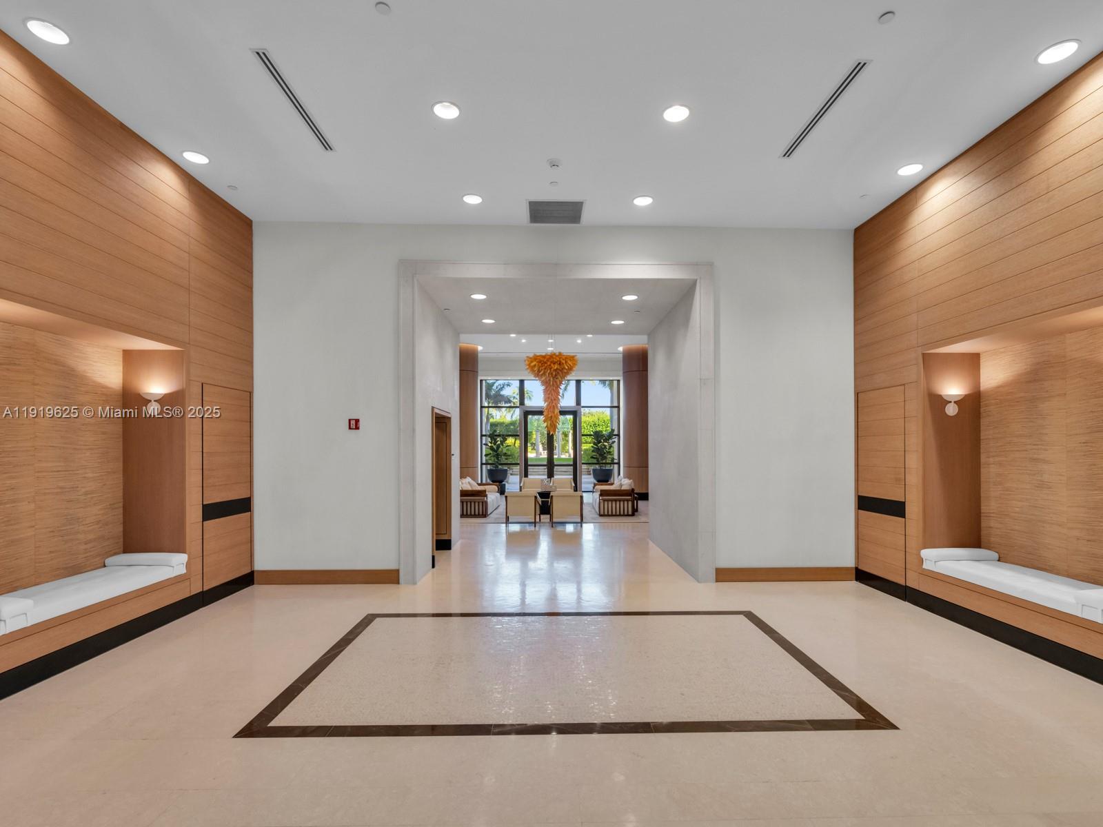 445 Grand Bay Dr #303 Key Biscayne, FL 33149