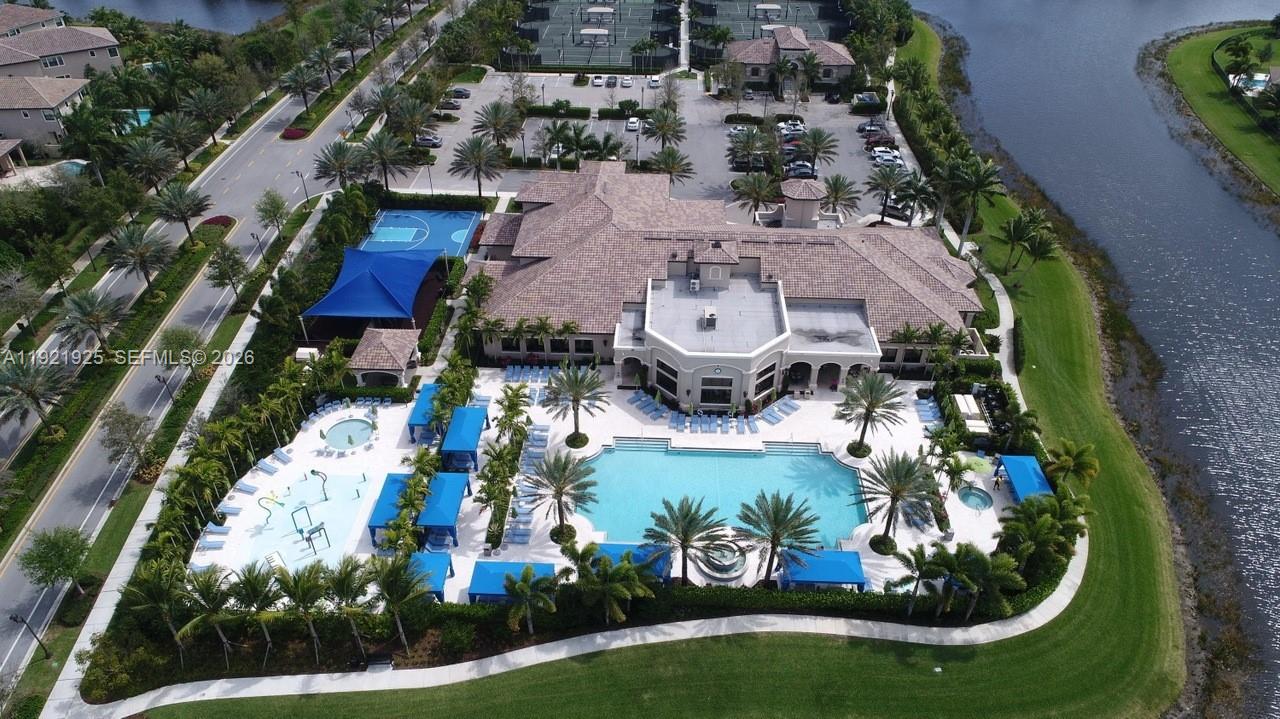 8181 Banpo Brg Way Delray Beach, FL 33446