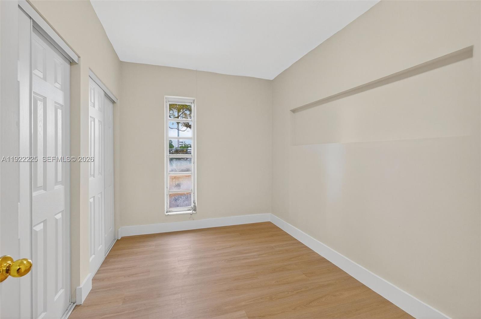 9261 SW 88th St Miami, FL 33176