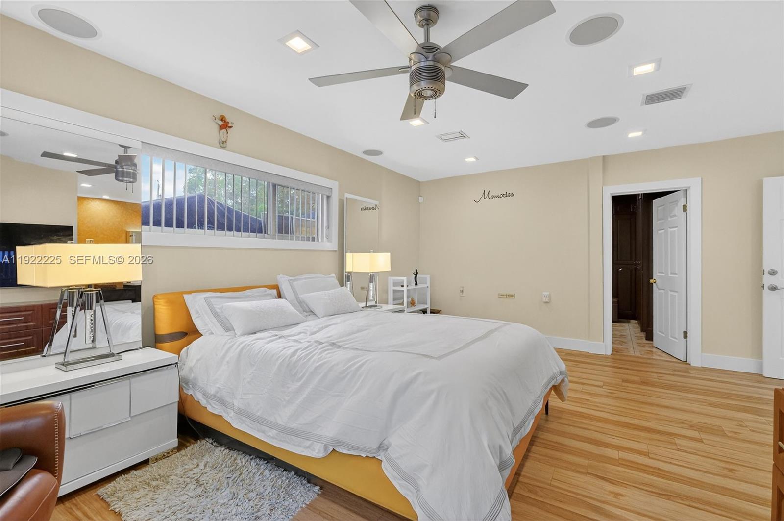 9261 SW 88th St Miami, FL 33176