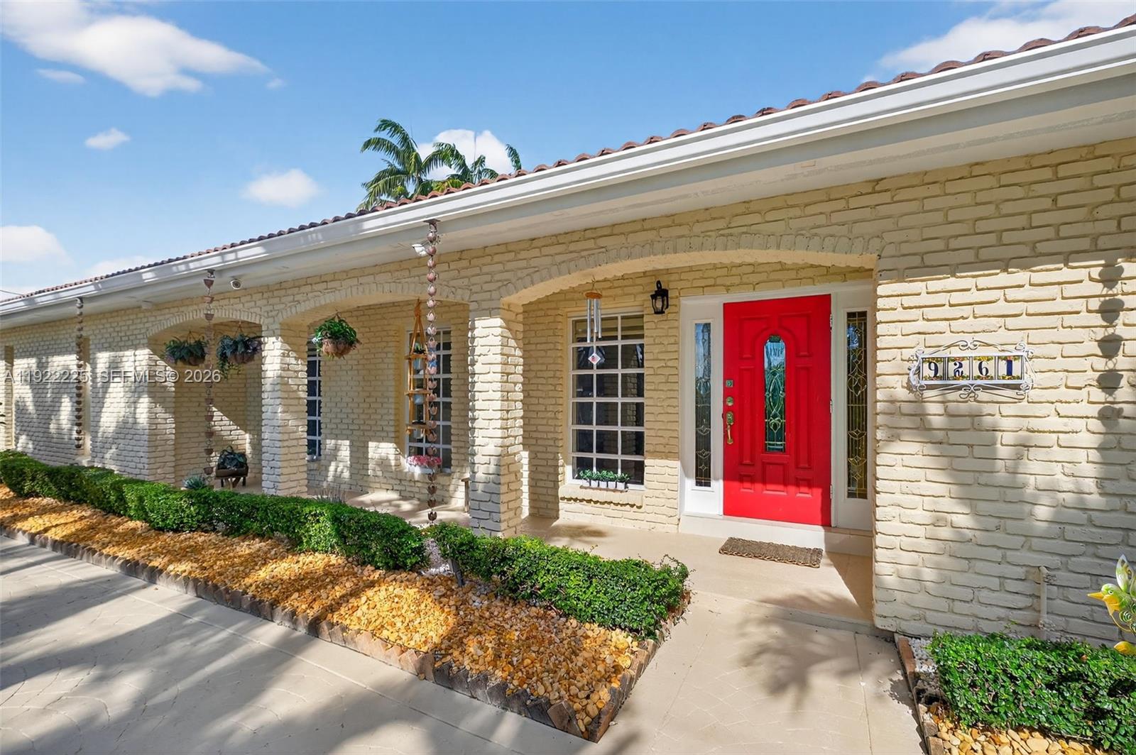 9261 SW 88th St Miami, FL 33176