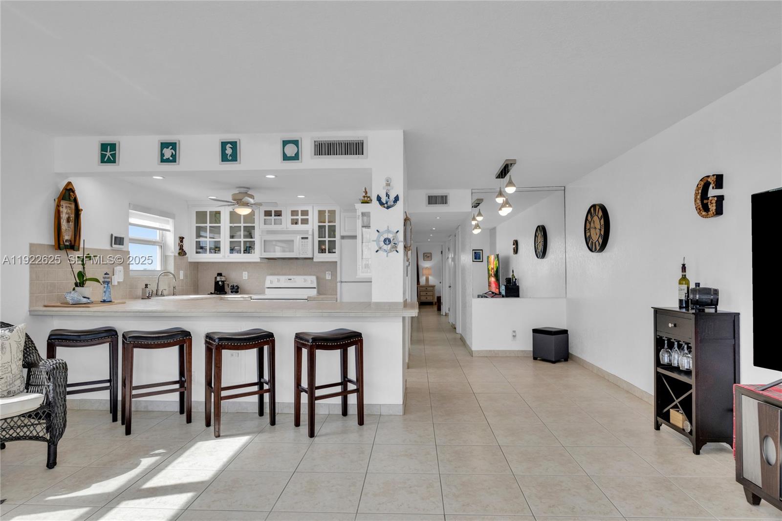 400 N Surf Rd #506 Hollywood, FL 33019