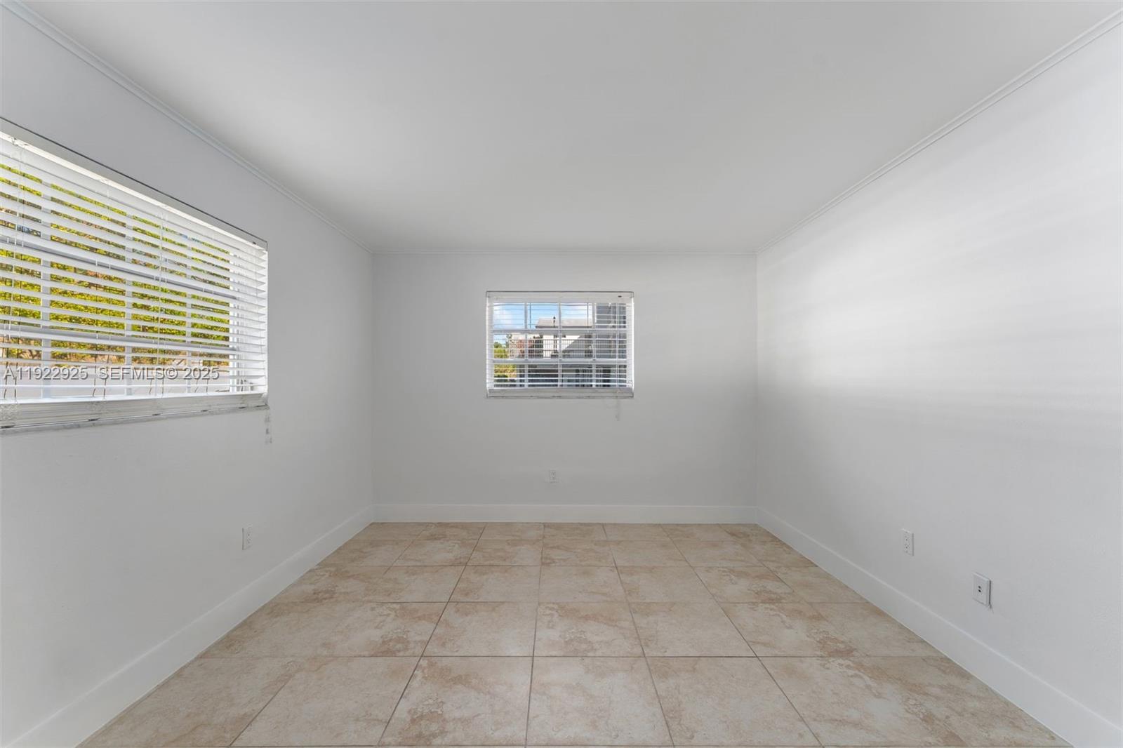 201 Galen Dr #104 Key Biscayne, FL 33149