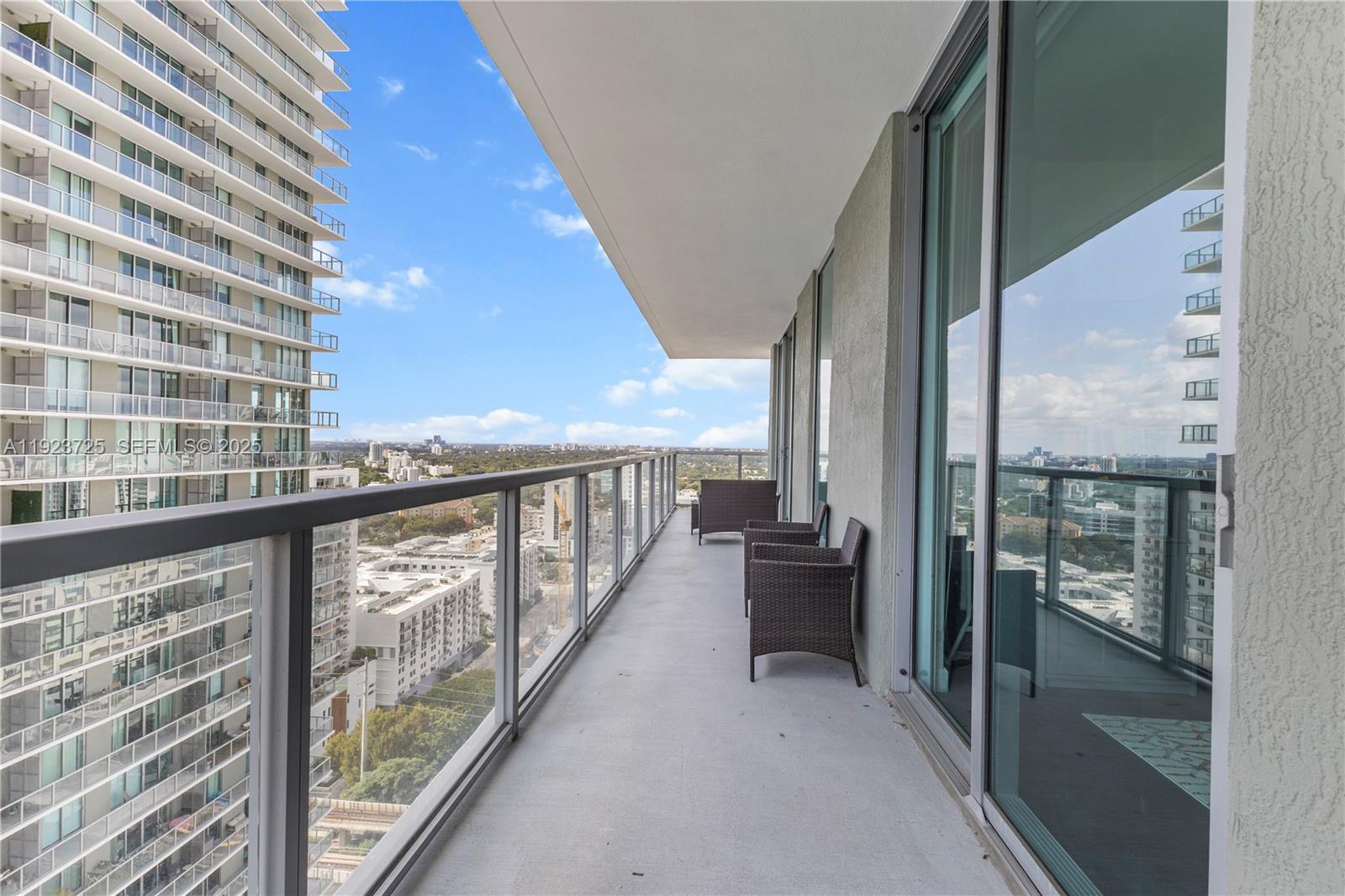 1111 SW 1st Ave #2614-N Miami, FL 33130