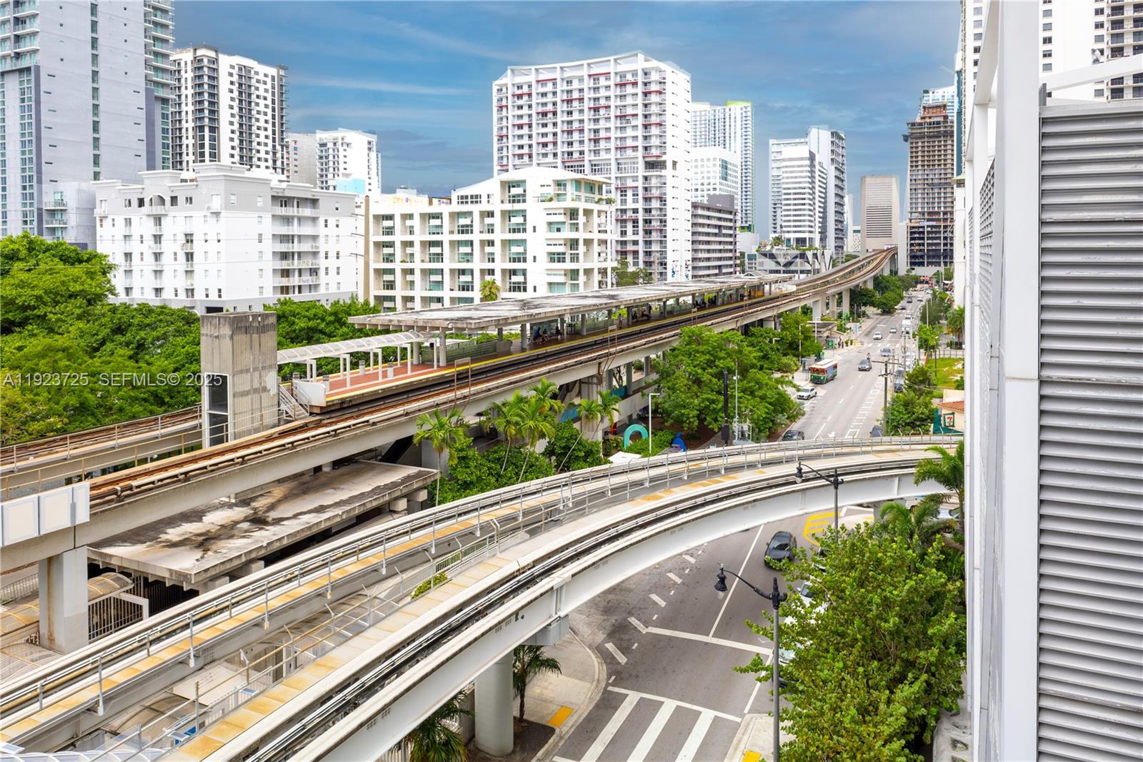 1111 SW 1st Ave #2614-N Miami, FL 33130