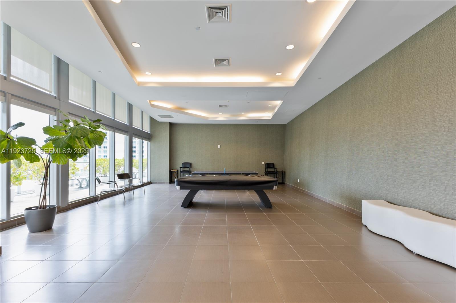 1111 SW 1st Ave #2614-N Miami, FL 33130