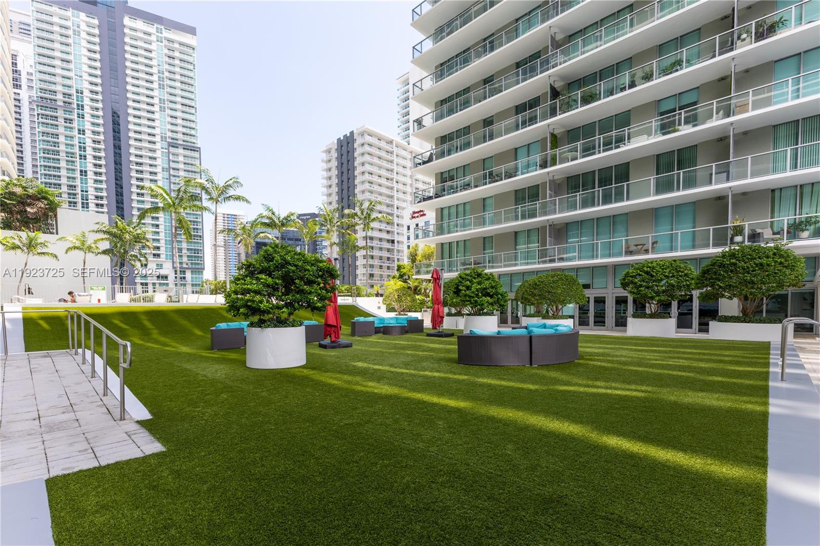 1111 SW 1st Ave #2614-N Miami, FL 33130