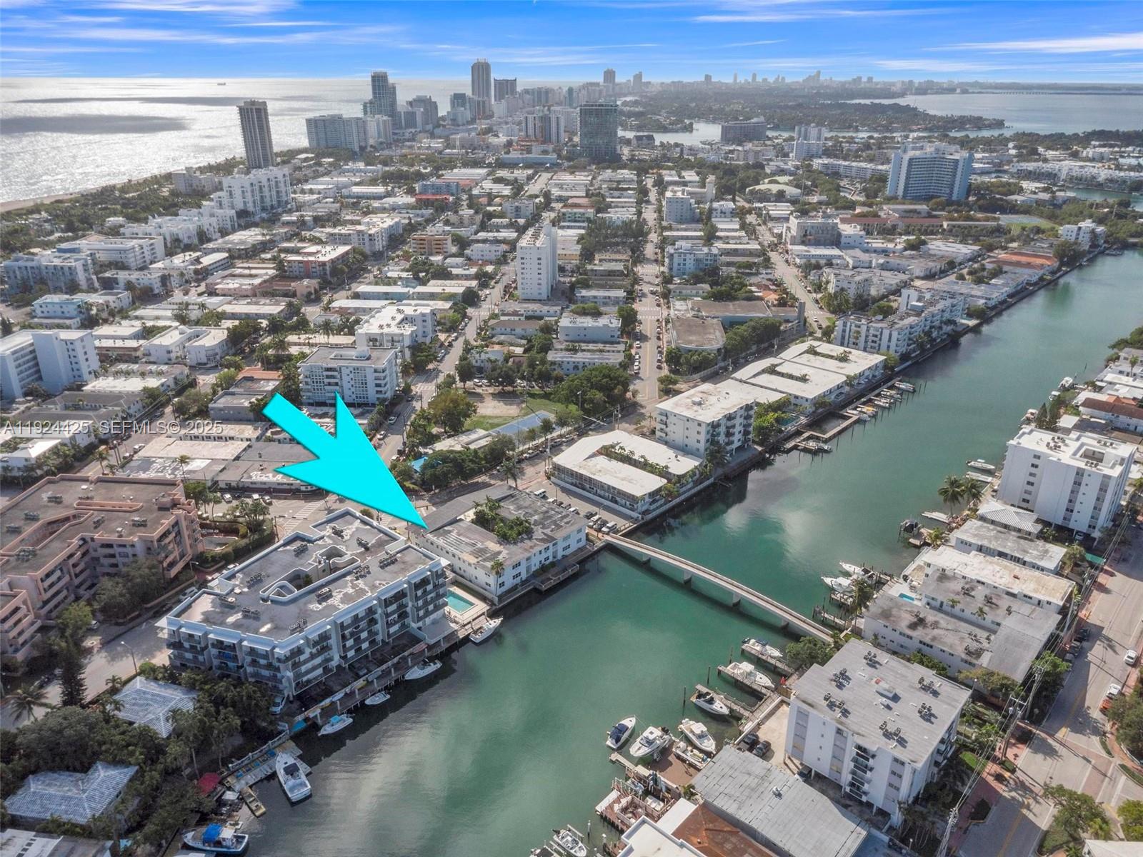 8080 Tatum Waterway Dr #25 Miami Beach, FL 33141