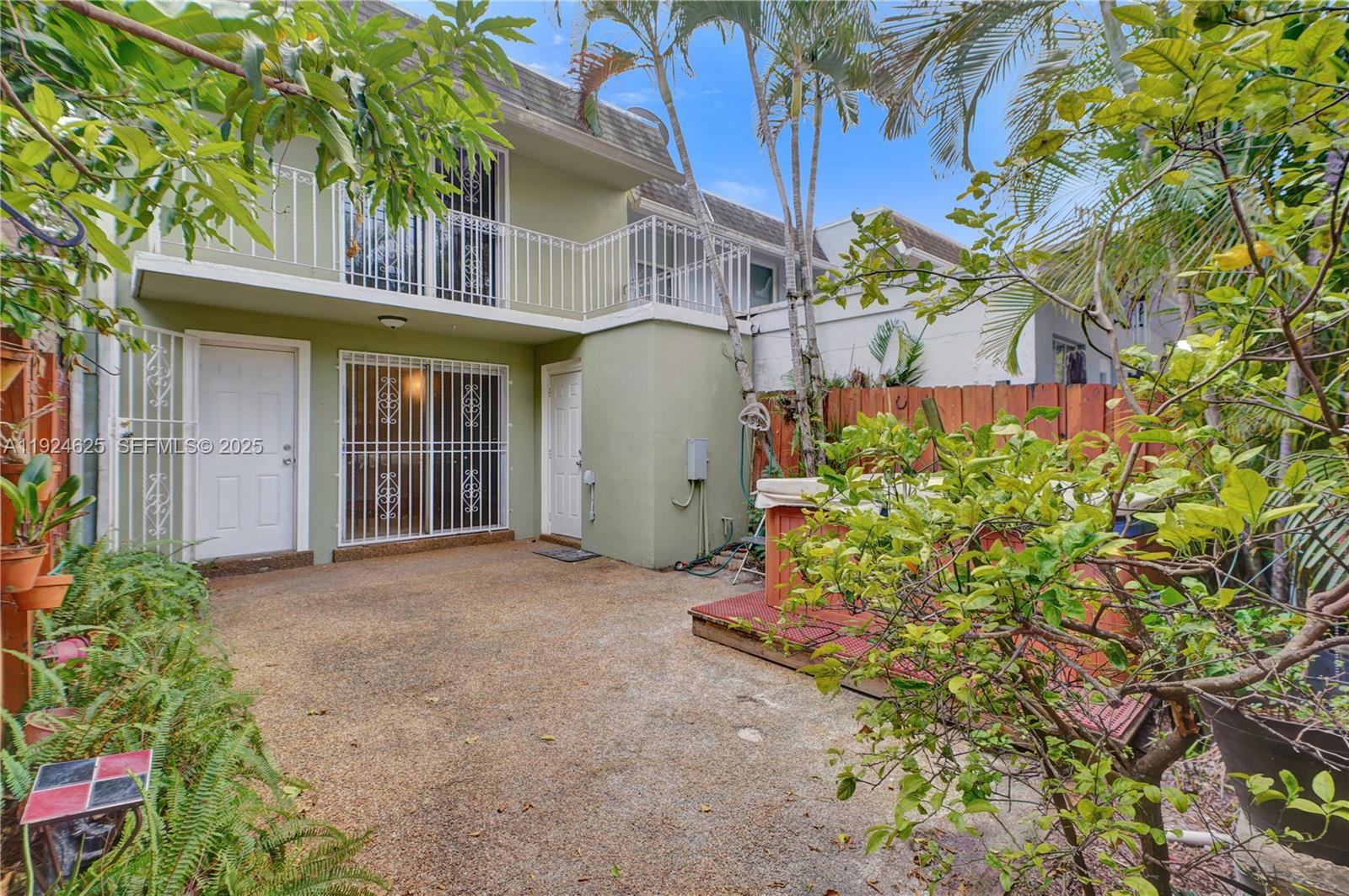 Undisclosed Address North Miami, FL 33181