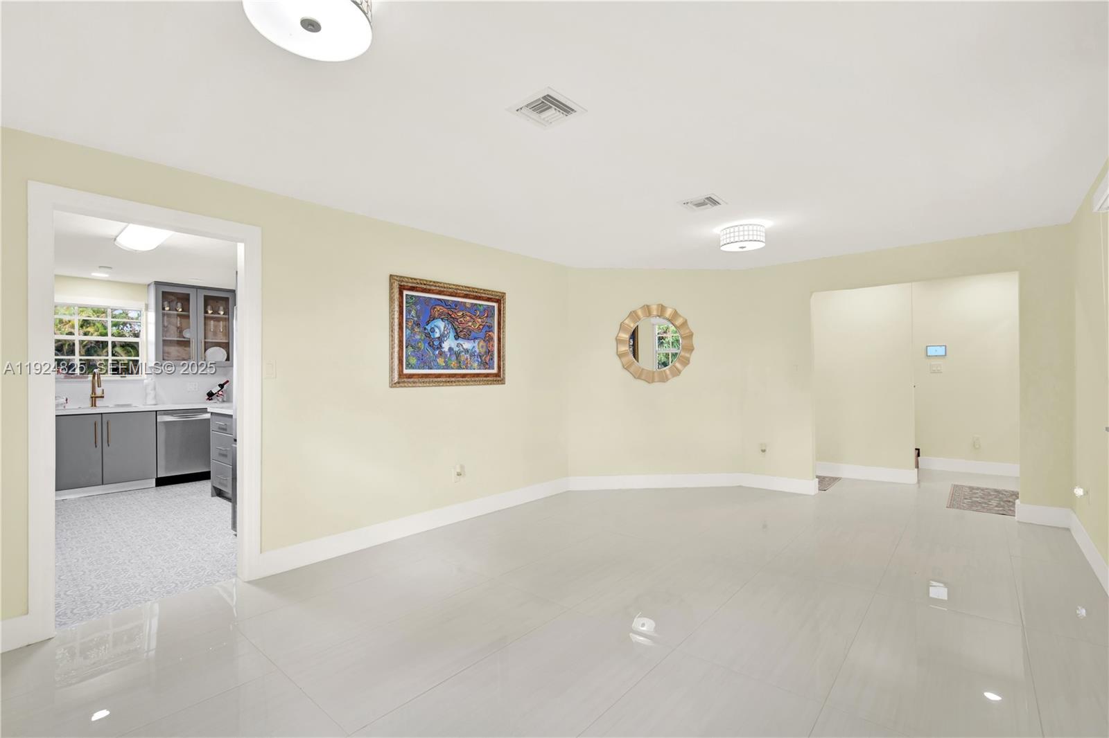 Undisclosed Address Miami, FL 33170