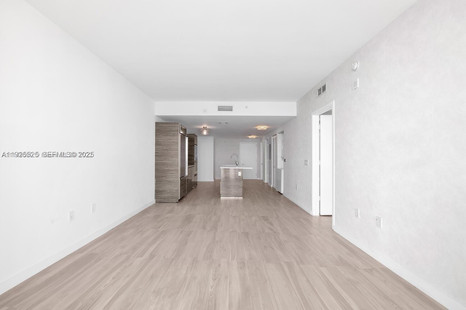 460 NE 28th St #3907 Miami, FL 33137