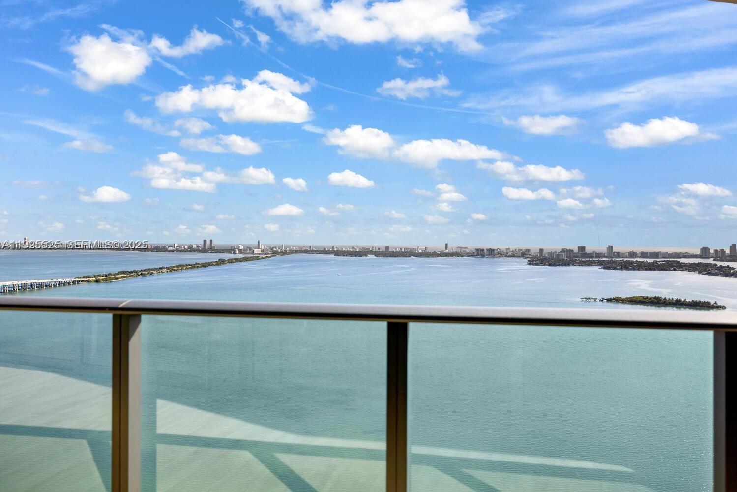 460 NE 28th St #3907 Miami, FL 33137