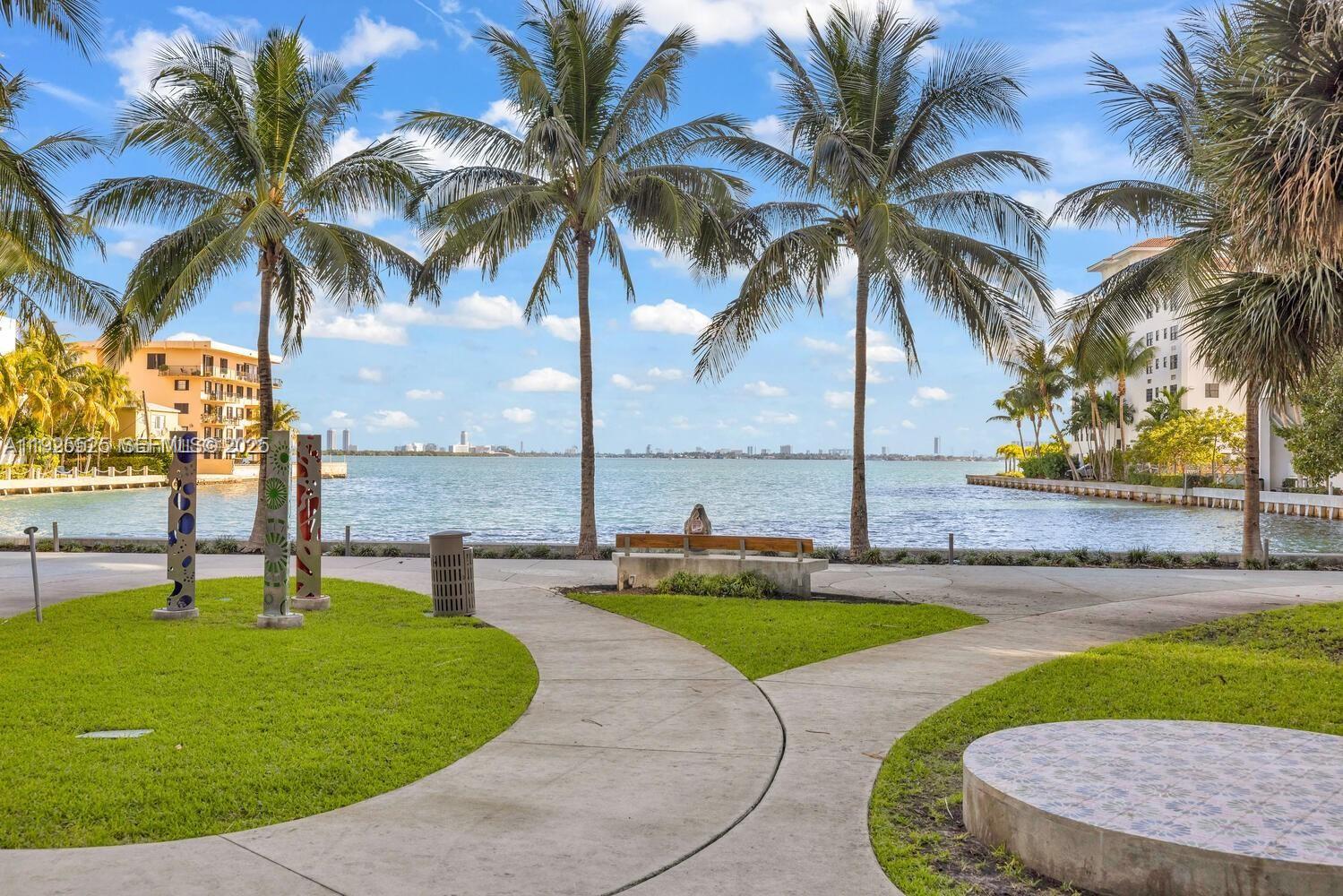 460 NE 28th St #3907 Miami, FL 33137