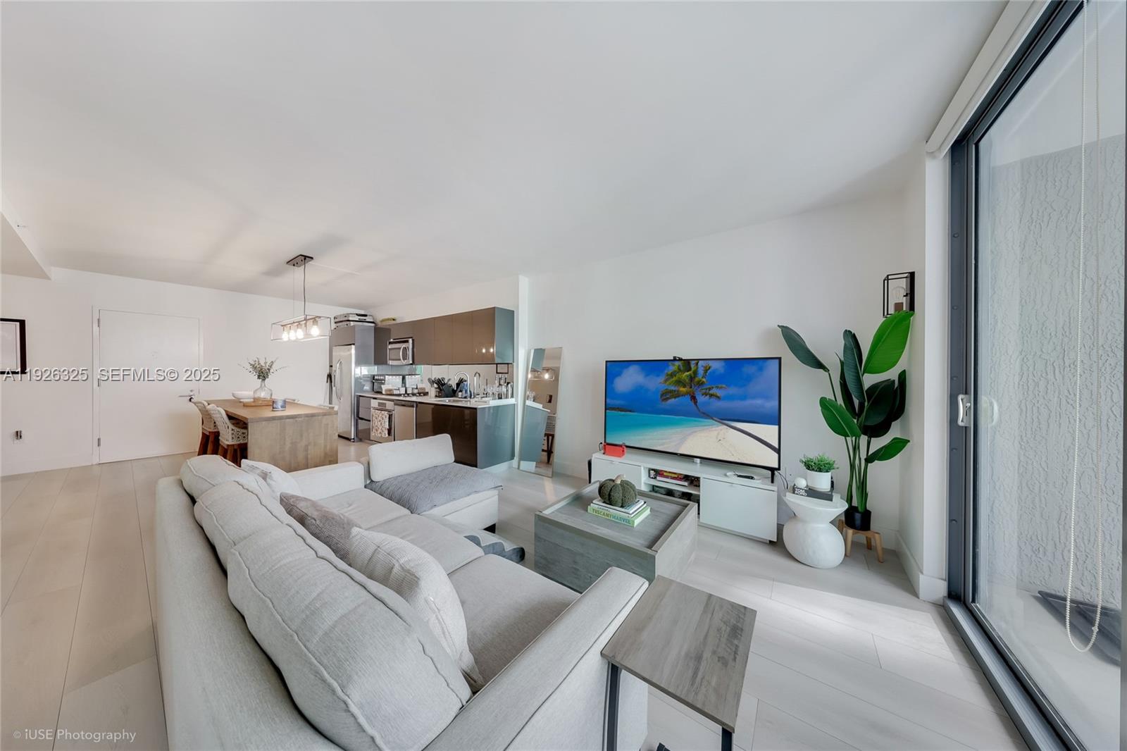 31 SE 6th St #2506 Miami, FL 33131