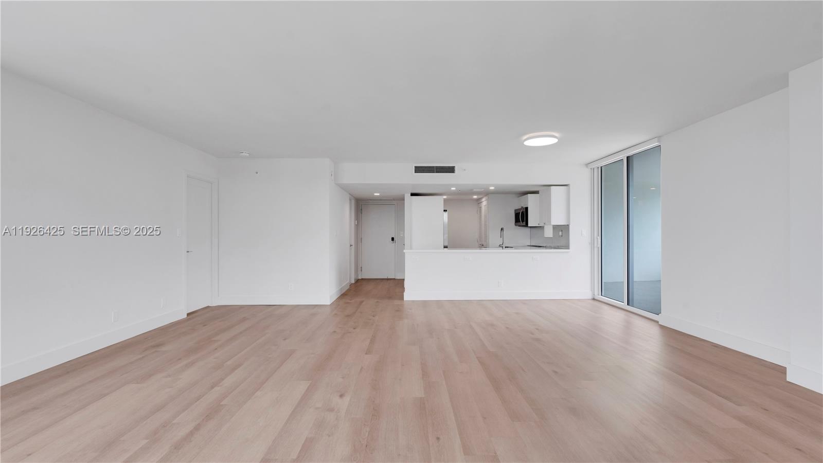 555 NE 34th St #2211 Miami, FL 33137