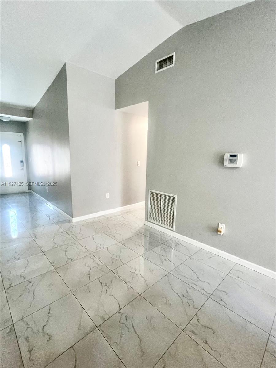 14731 N Beckley Sq Davie, FL 33325